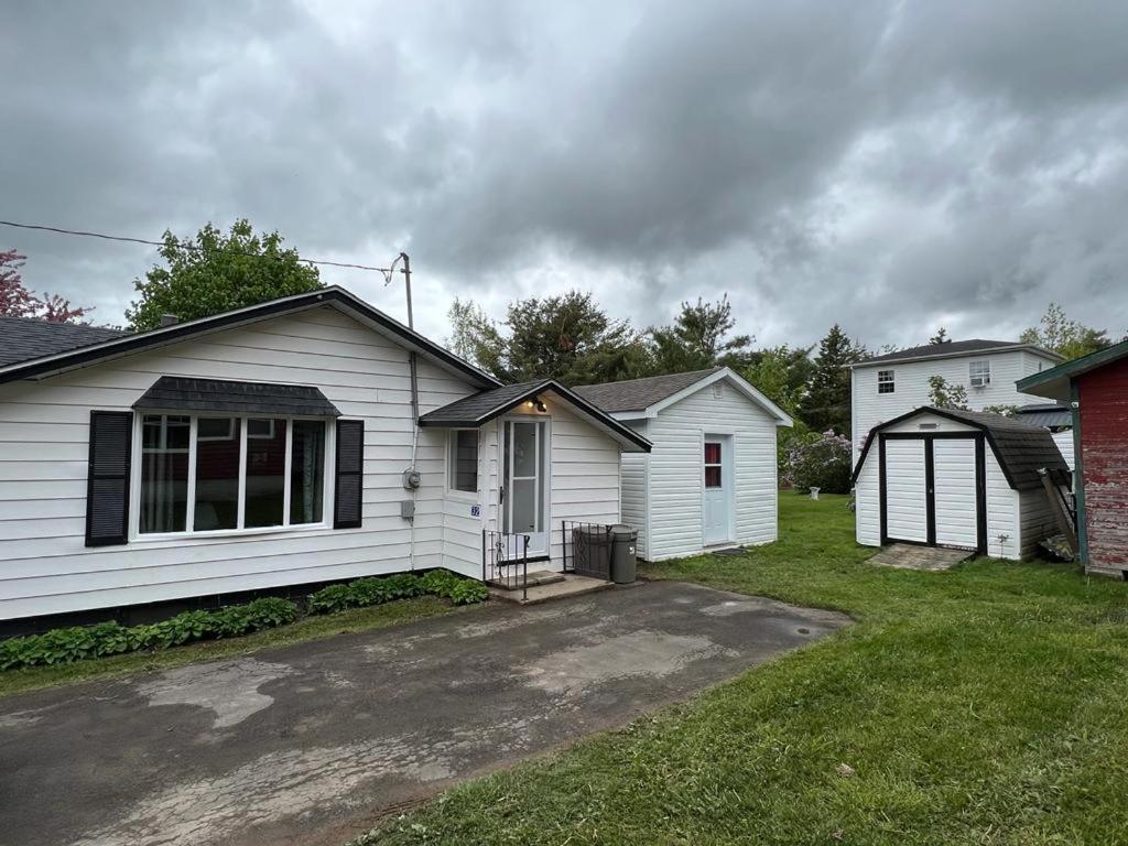 Cozy Chalet Near The Beach Shediac Dış mekan fotoğraf
